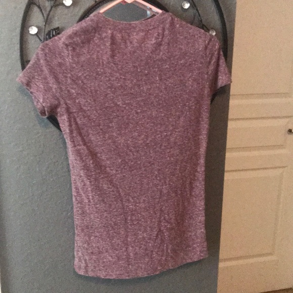 Aeropostale T-shirt - Picture 2 of 3